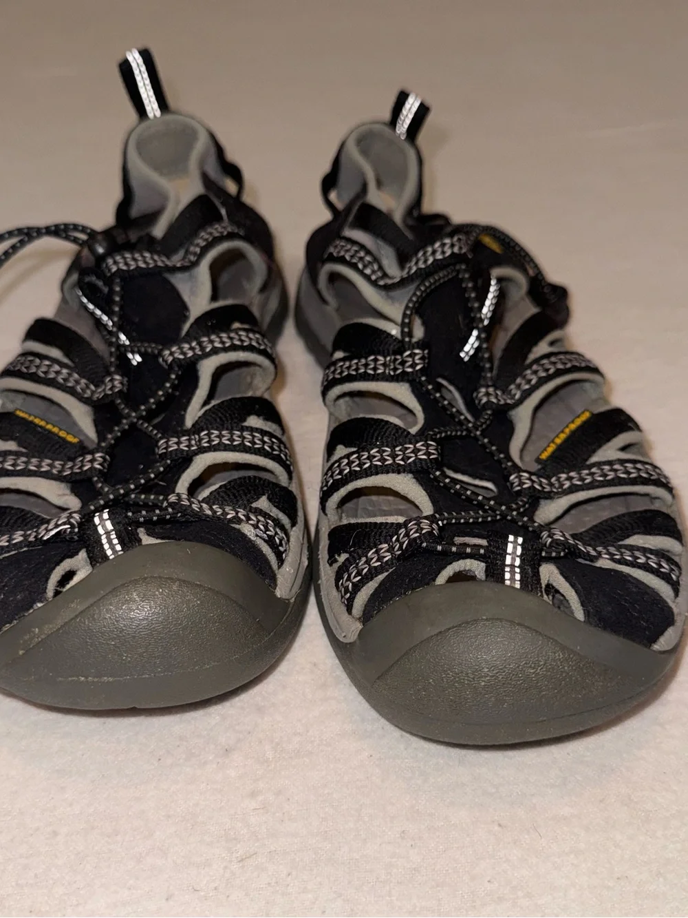 Keen Whisper Women’s Black & Gray Waterproof Sandals Sport, Hiking, Gorpcore